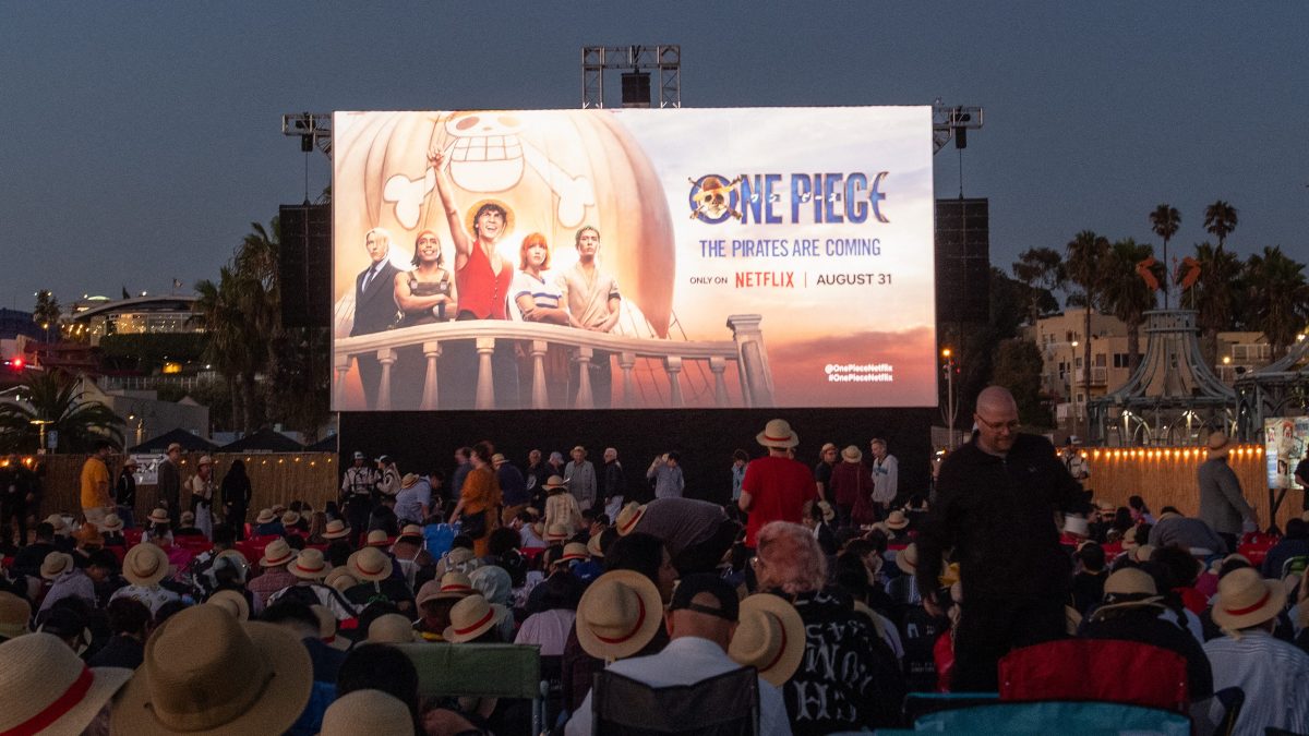 Screening der One Piece Live-Action-Serie am Santa Monica Pier