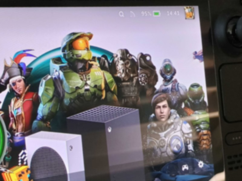 Foto vom Steam Deck, zu sehen ist die Applikation Xbox Game Pass.