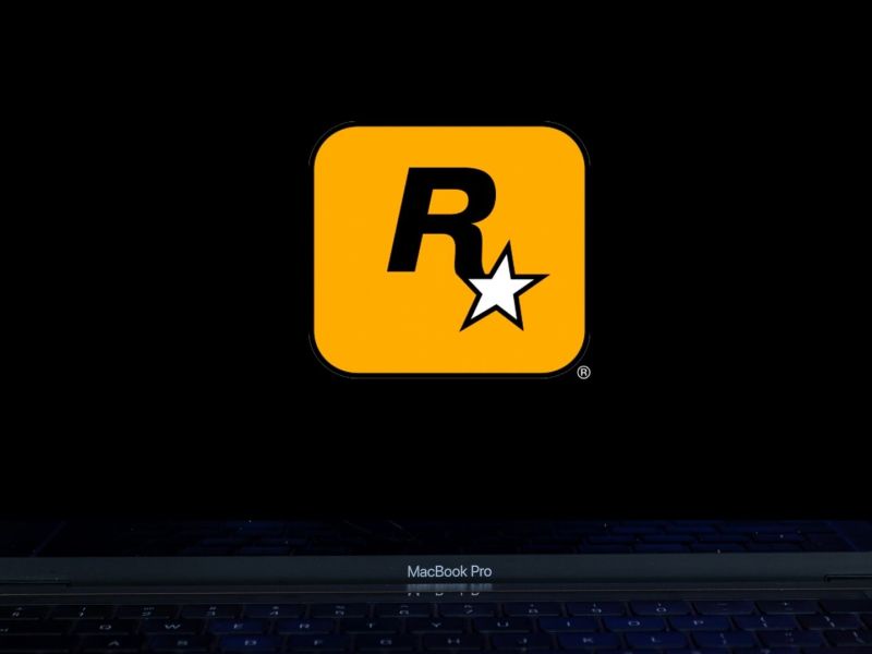 Rockstar Games-Logo auf einem MacBook